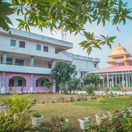 Vedic Villa Варанаси Екстериор снимка