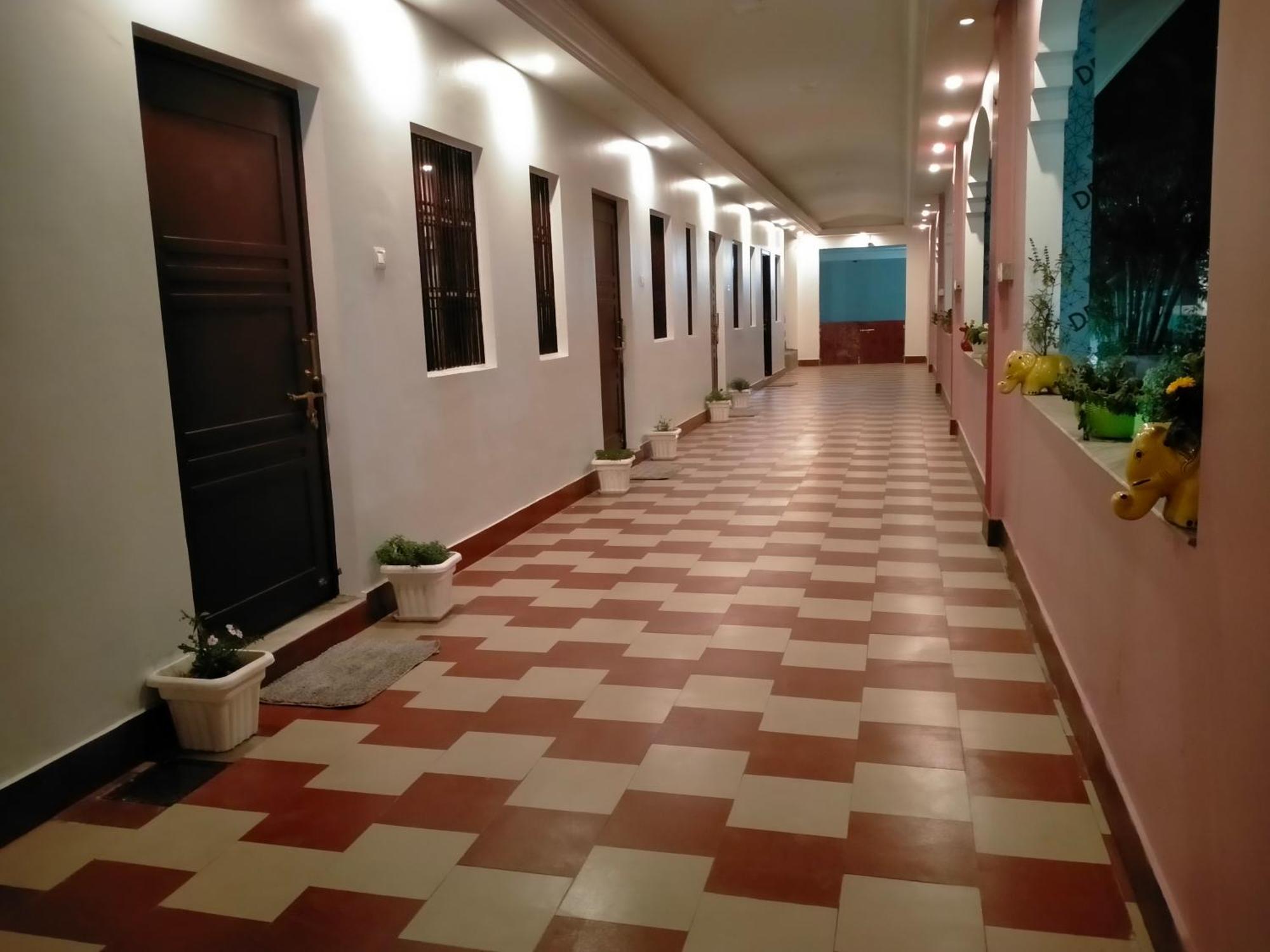 Vedic Villa Варанаси Екстериор снимка